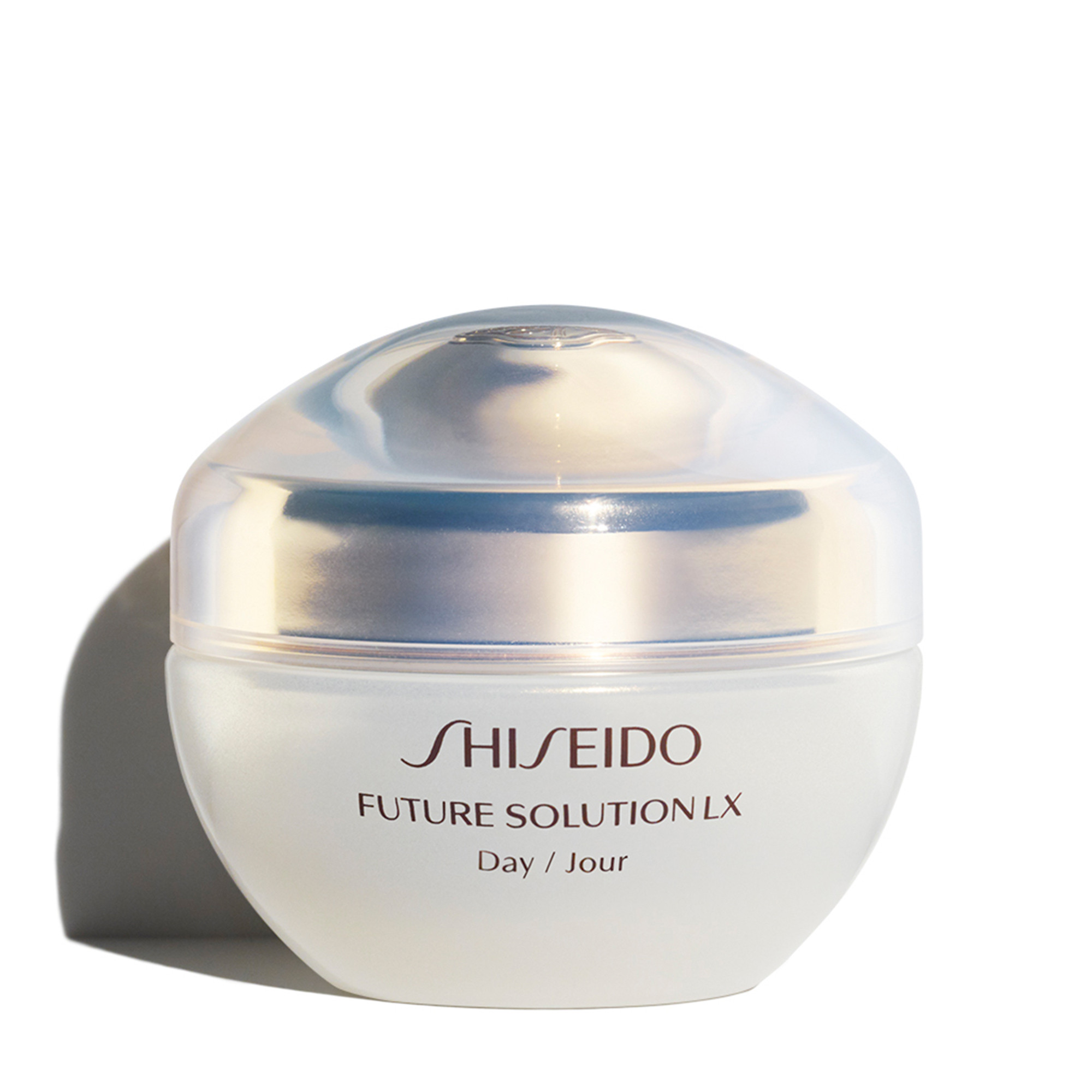 Крем shiseido отзывы. Shiseido Future solution LX. Shiseido антивозрастной крем. Крем для лица шисейдо антивозрастной. Shiseido крем для лица SPF 20 дневной.